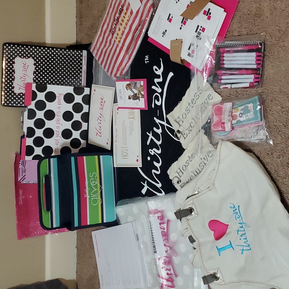 Thirty One Consultant supplies mixed lot